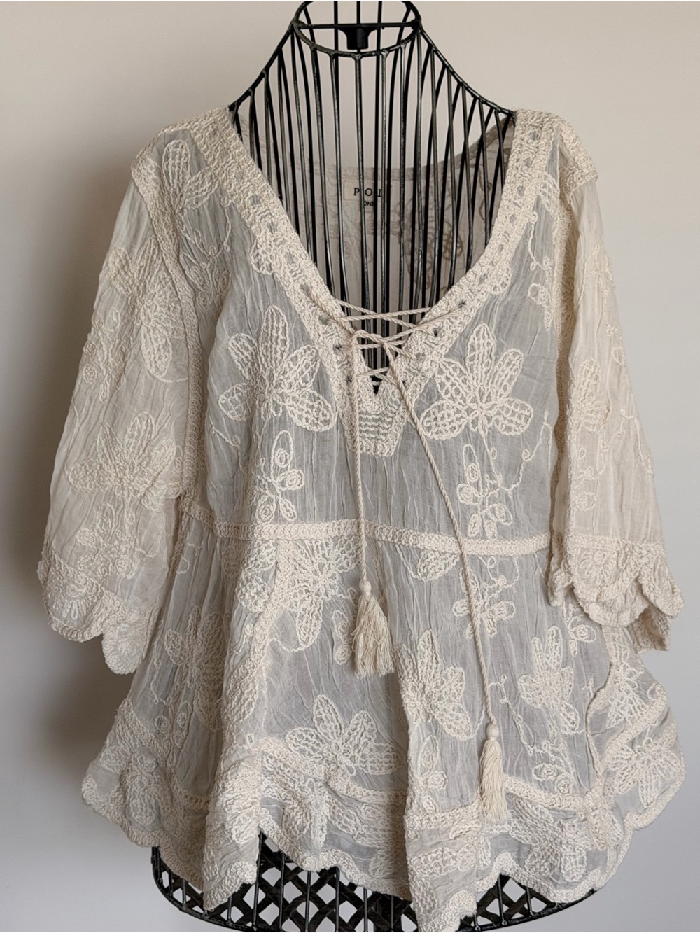 POL Boho Lace-Embroidered Peasant Top